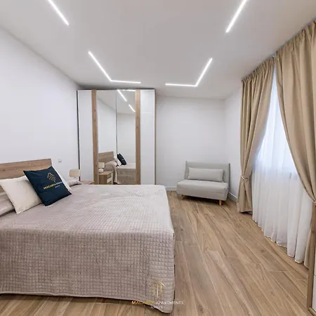 Daire Macarth Deluxe Centro Napoli