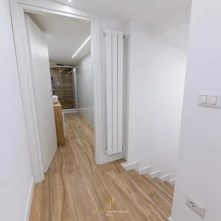 Daire Macarth Deluxe Centro *